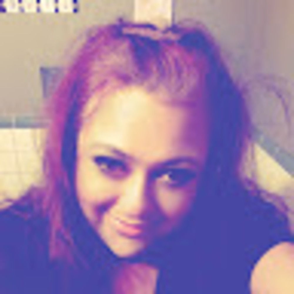 Meet your Posher, Alexandra